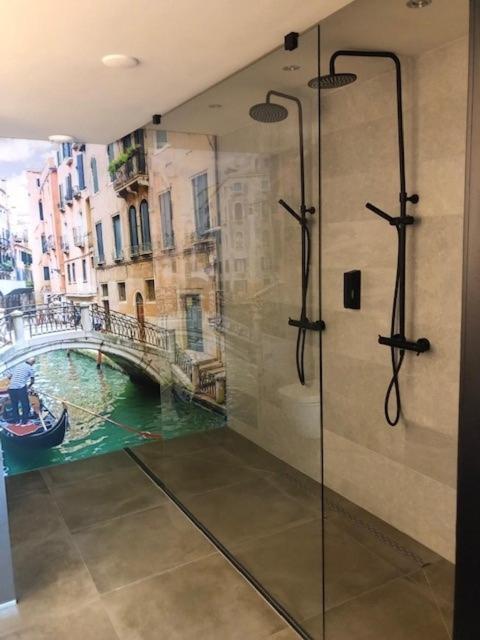 Boutique Hotel De Valk 范肯斯沃德 外观 照片