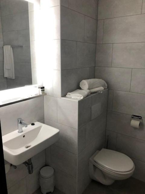 Boutique Hotel De Valk 范肯斯沃德 外观 照片